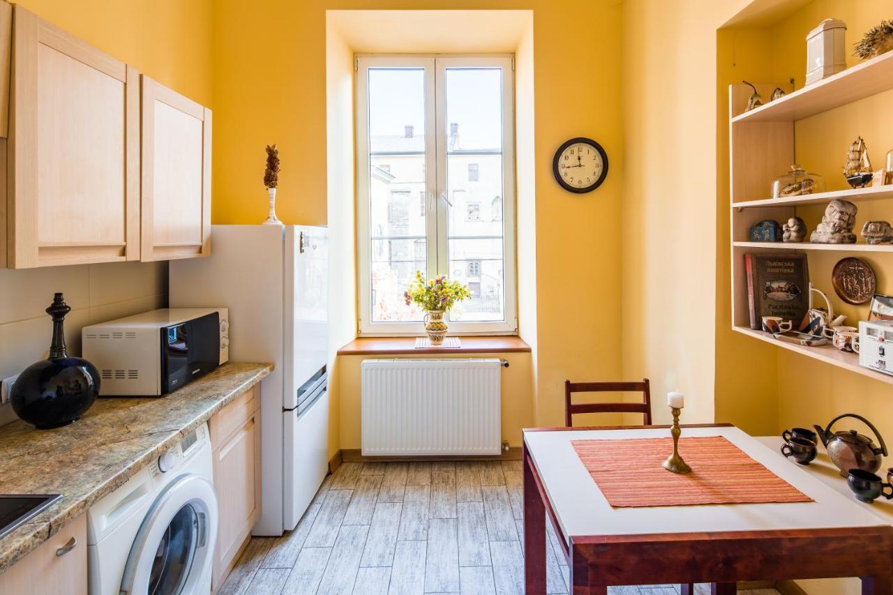Apartamento Romari Ставропігійська Leópolis Exterior foto