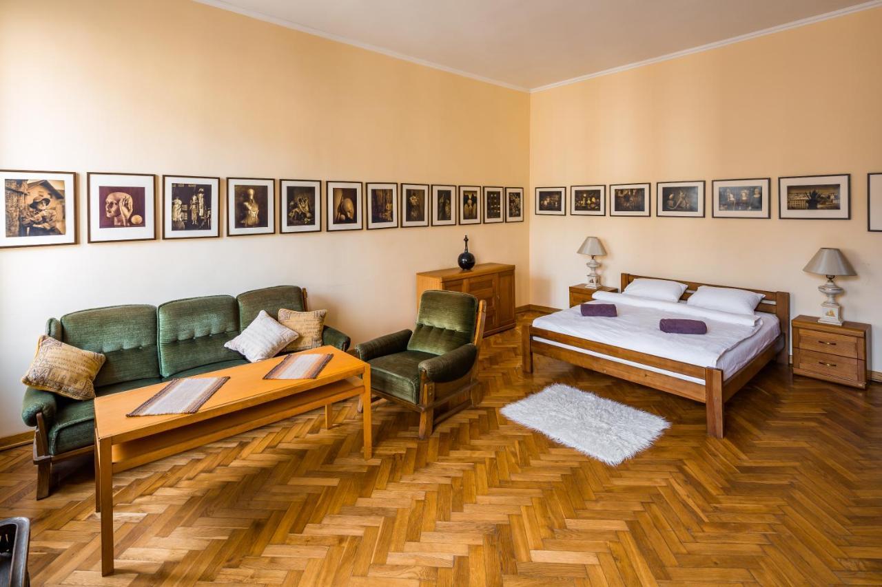 Apartamento Romari Ставропігійська Leópolis Exterior foto