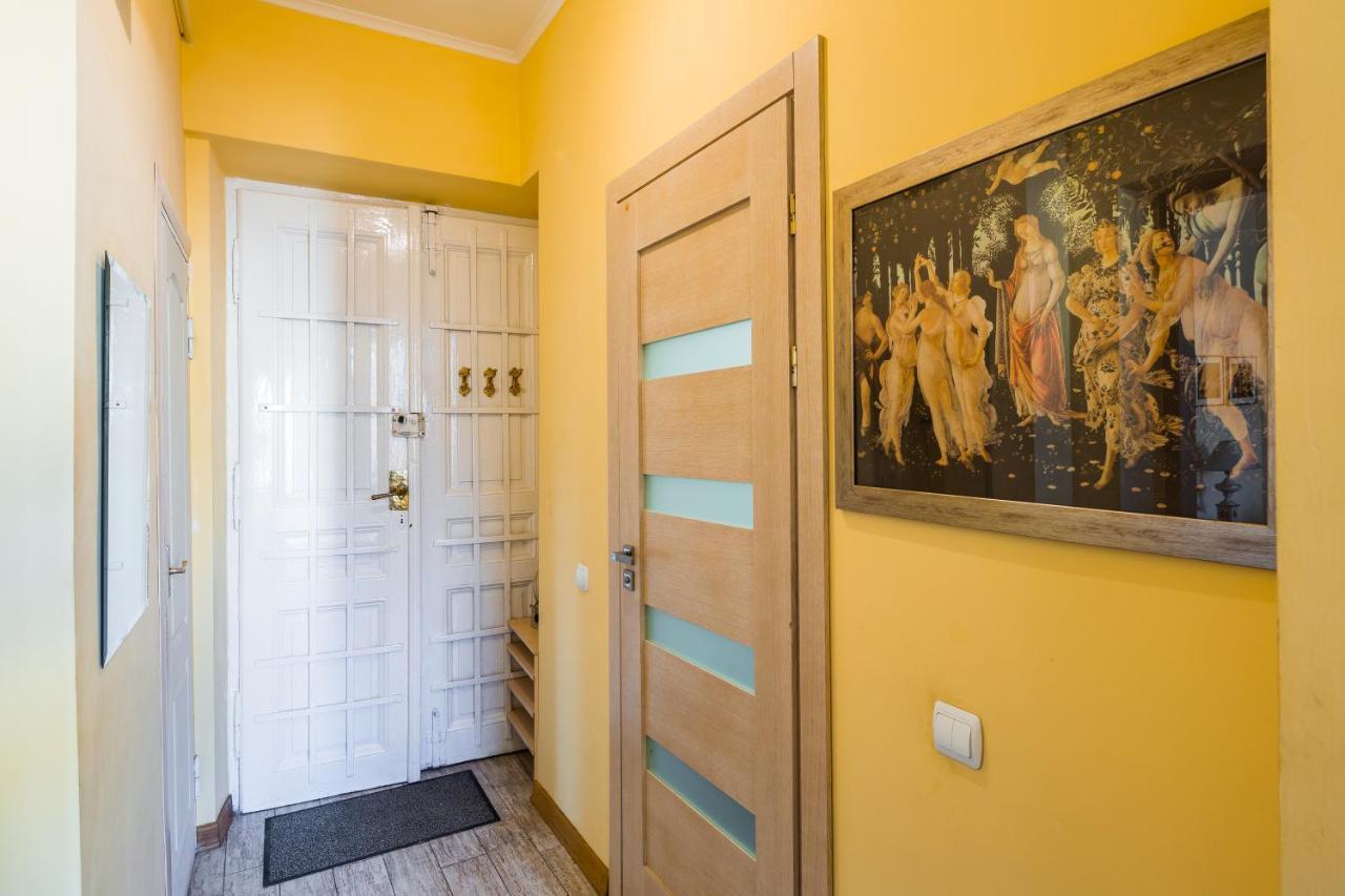 Apartamento Romari Ставропігійська Leópolis Exterior foto